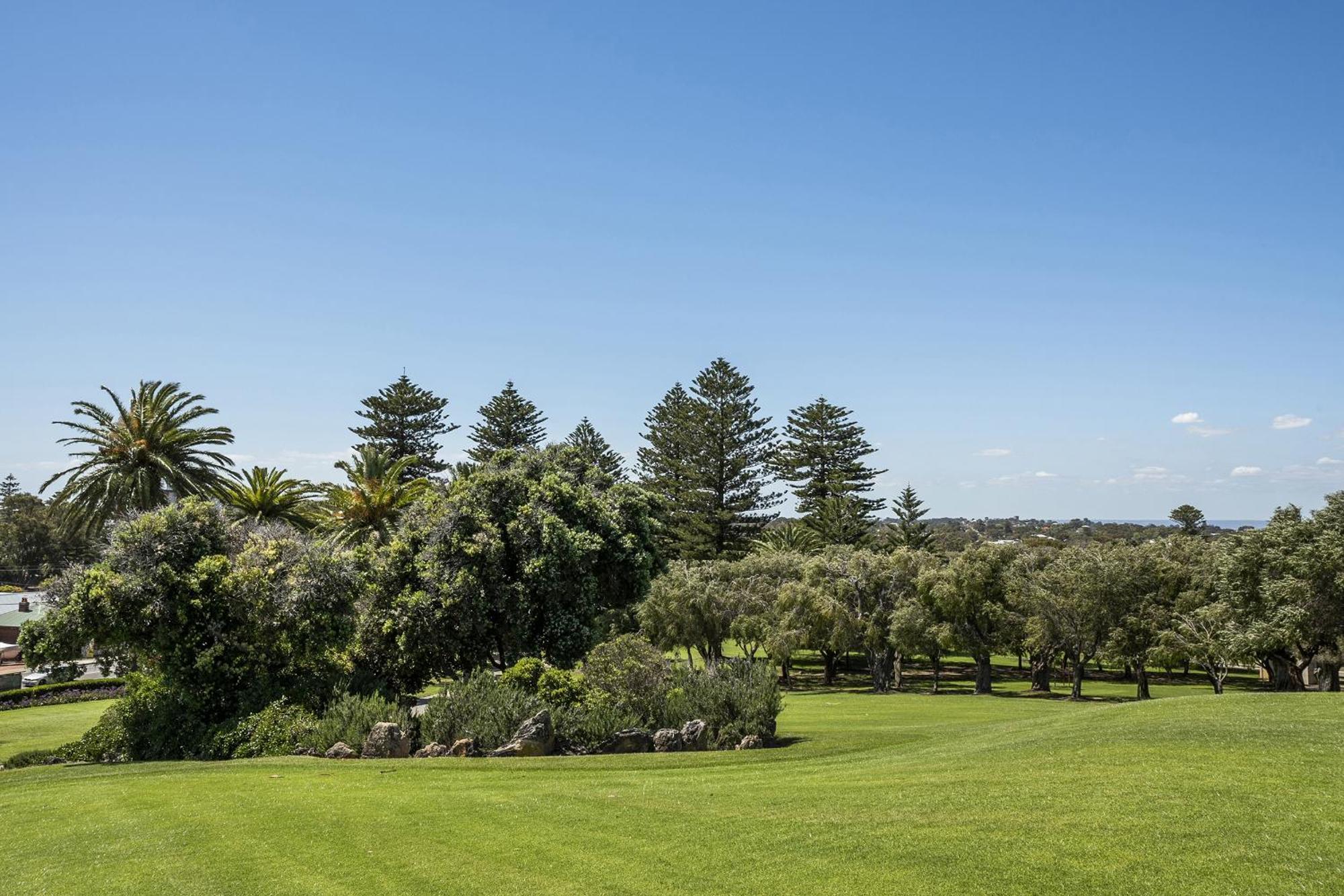 The Leonardo Has 180 Degree Ocean Views Apartment Fremantle Exterior photo